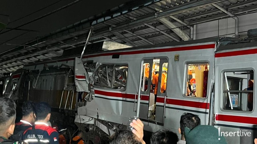 Laka KRL vs KA Argo Bromo