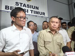 KNKT Akan Selidiki Penyebab Tabrakan 2 Kereta di Stasiun Bekasi Timur