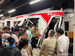 Video Tabrakan 2 Kereta di Bekasi Timur, Menhub Pastikan KNKT Turun Tangan
