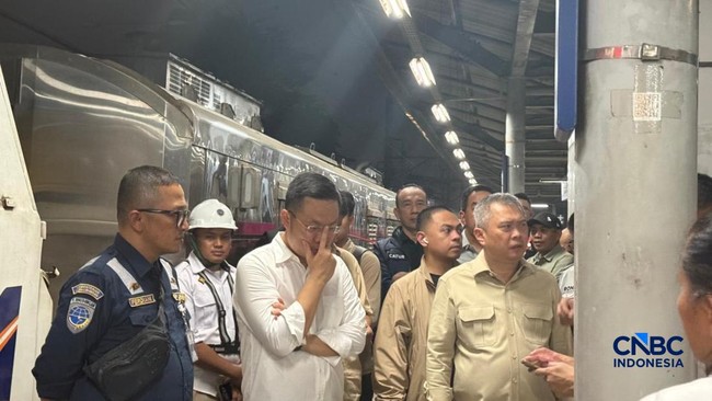 Menhub Serahkan Investigasi Tabrakan KA Argo Bromo Vs KRL ke KNKT