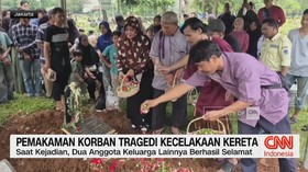 VIDEO: Pemakaman Korban Tragedi Kecelakaan Kereta