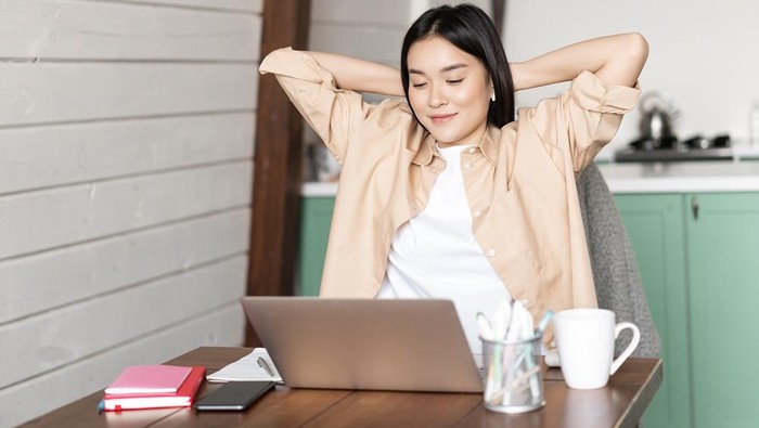 4 Rutinitas Setelah Kerja untuk Rileks dan Mengurangi Stres