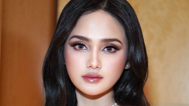 Terpopuler: Syifa Hadju Balas Komentar Negatif hingga Reaksi Alleia Nonton Akting Ariel