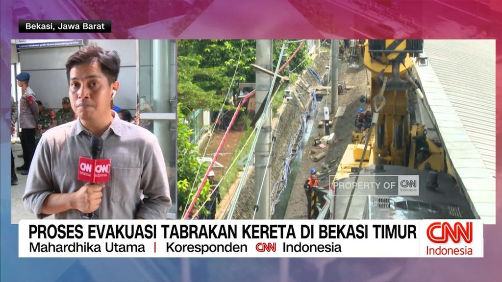 VIDEO: Proses Evakuasi Tabrakan Kereta di Bekasi Timur