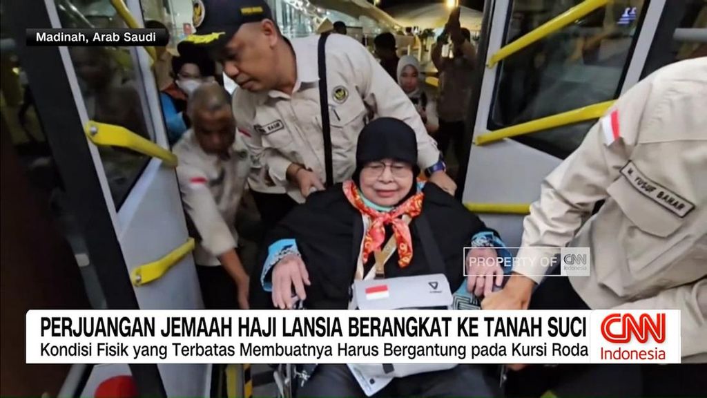 VIDEO: Perjuangan Jemaah Haji Lansia Berangkat ke Tanah Suci