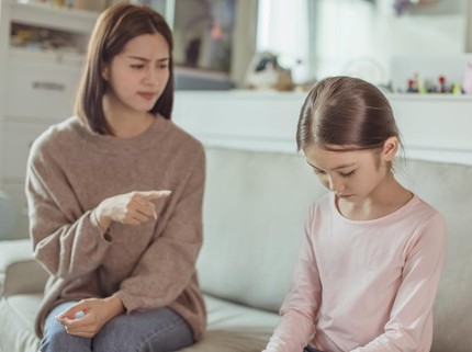 9 Kalimat Orang Tua yang Bisa Melukai Emosi Anak Menurut Psikolog