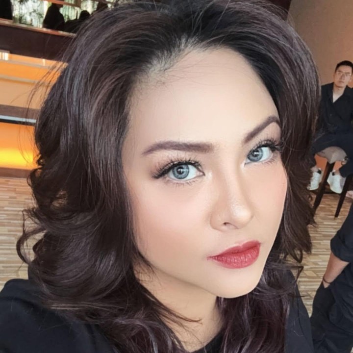 <p>Audy secara khusus menuliskan ucapan terima kasih kepada orang-orang yang sudah mendoakan dirinya di hari ulang tahun. "<em>Thank you for the bday wishes</em> dan doa2 tulus dari semua <em>Alhamdulillah</em>," tulisnya di <em>caption</em> unggahan. (Foto: Instagram @audyitem)</p>