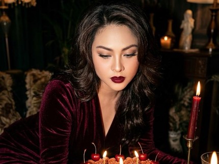 Potret Terbaru Audy Item Pasca Sukses Diet, Makin Menawan saat Rayakan Ultah Ke-43