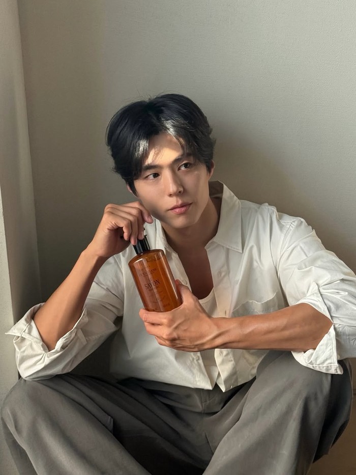 Bagi yang belum tahu, L'Occitane en Provence merayakan ulang tahun ke-50 pada tahun 2026, menandai setengah abad sejak skincare dan fragrance company tersebut didirikan oleh Olivier Baussan di Manosque, Prancis. / Foto: instagram.com/bogummy
