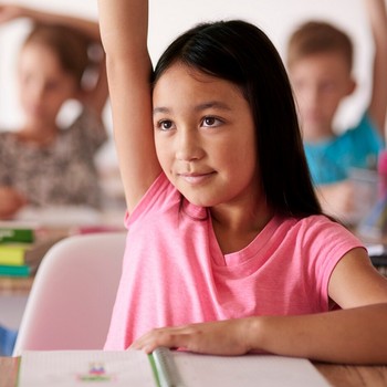 10 Tanda Anak Calon Sosok Berbakat dan Berprestasi di Sekolah Menurut Pakar