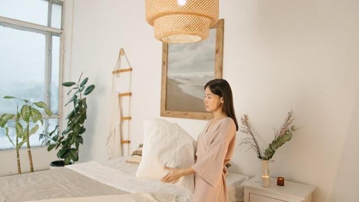 7 Ciri Kepribadian Orang yang Rutin Merapikan Tempat Tidur Setiap Pagi Menurut Psikolog