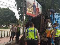 Ditlantas Polda Jatim Olah TKP KA Dhoho Vs Truk di Blitar, Ini Hasilnya