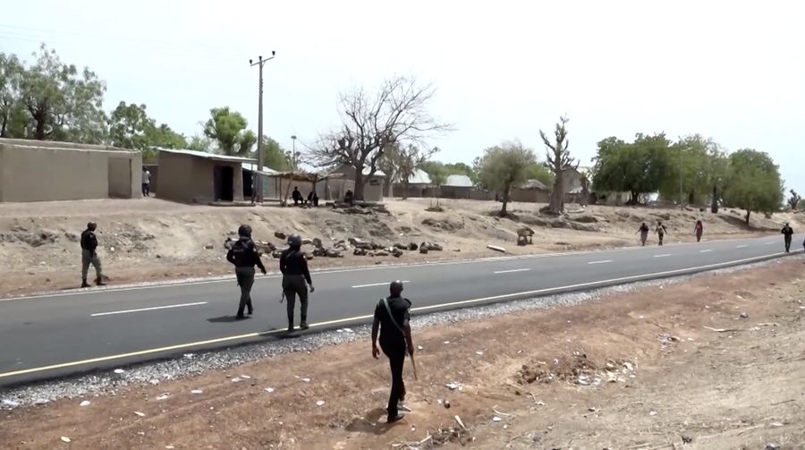 Kelompok militan ISIS menyatakan bertanggung jawab atas serangan mematikan di timur laut Nigeria nan menewaskan sedikitnya 29 orang. (Tangkapan Layar Video Reuters/)