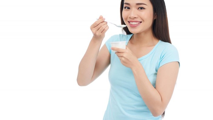 4 Manfaat Greek Yogurt untuk Turunkan Berat Badan
