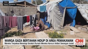 VIDEO: Warga Gaza Mengungsi di Pemakaman, Krisis Makin Parah