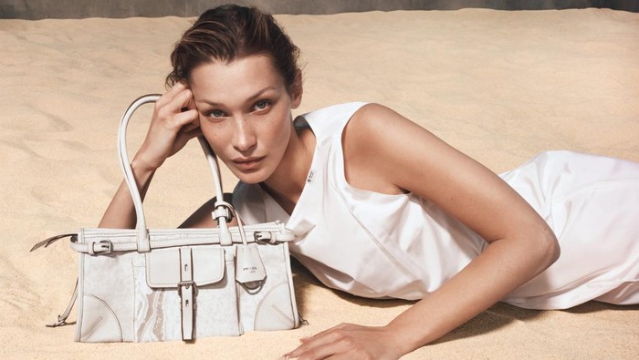 Prada dan Miu Miu Ajak Kamu Dapatkan 