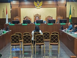 Protokoler Noel Nangis di Sidang: Saya Cuma Mau Bantu Bapak
