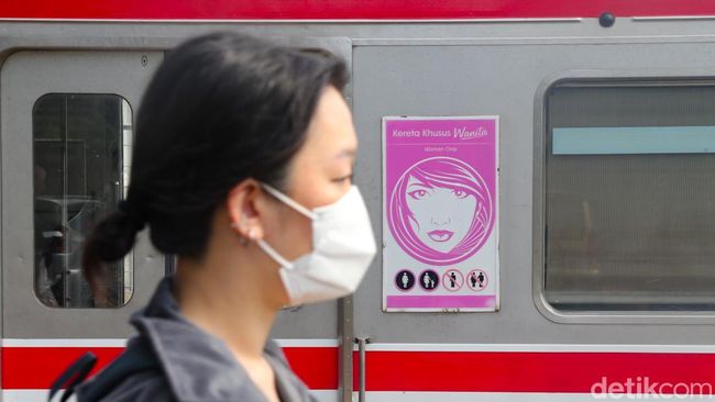 Alasan Gerbong Khusus Wanita Berada Di Ujung Rangkaian Krl