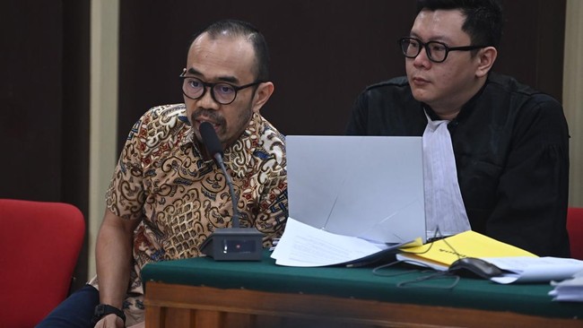 Vice President Controller Finance PT PPN, Nurul Amalia, menyebut penjualan solar non-subsidi selama Riva Siahaan menjabat mencatatkan keuntungan.
