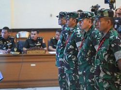 Hakim Tegur Tentara di Sidang Kasus Penyiraman Air Keras: Jangan Melamun