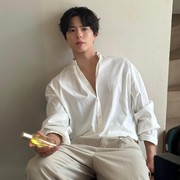 Jadi Brand Ambassador, Intip 5 Potret Park Bo Gum Bintangi Campaign Terbaru L'Occitane