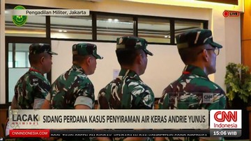 VIDEO: Sidang Perdana Kasus Penyiraman Air Keras Andrie Yunus Digelar