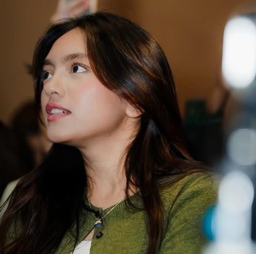 Reaksi Alleia Nonton Akting Ariel Noah di Film 'Dilan ITB 1997'