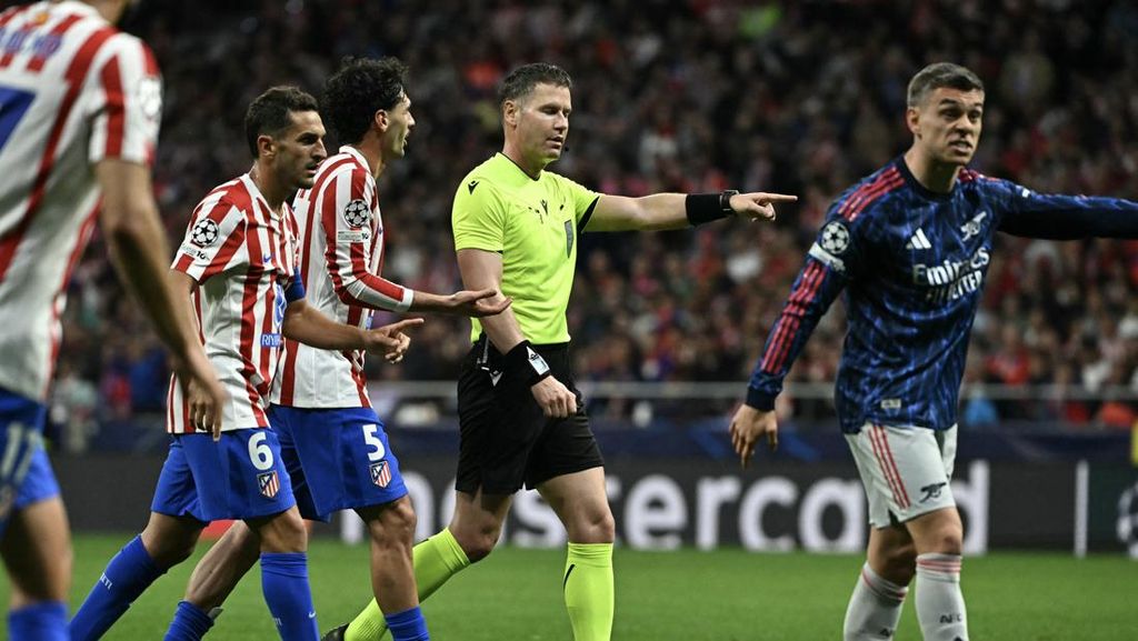 Kronologi Wasit Anulir Penalti Arsenal Saat Imbang Lawan Atletico