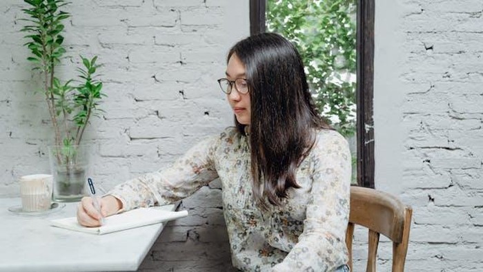 6 Zodiak yang Cenderung Fokus dan Cepat Menyelesaikan Pekerjaan