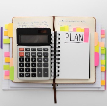 Budgeting Anti Ribet! Ini 5 Cara Atur Uang Tanpa Harus Jadi Pelit