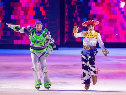 Seru! Putri Anna dari Frozen hingga Buzz Lightyear 'Toy Story' Hadir di Disney on Ice 2026