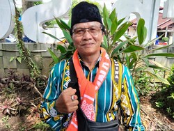 Cerita Handi Loper Koran Magelang Naik Haji, Nabung Rp 25 Ribu per Hari