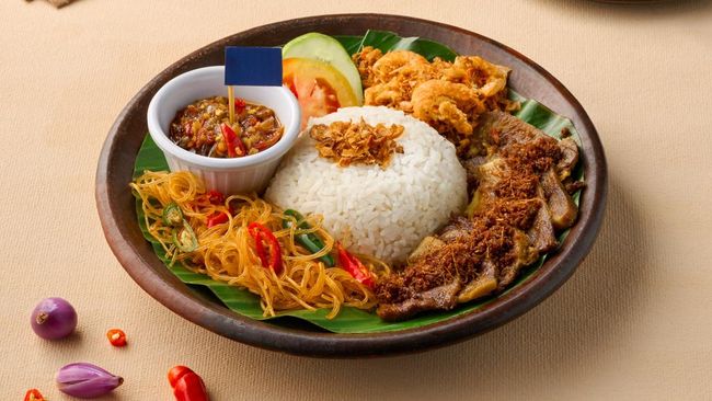 Mencicipi 3 Makanan Khas Jawa Timur dengan Sambel Bawang yang Pedas Nikmat