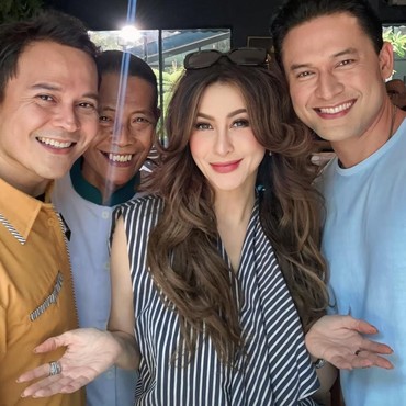 Reaksi Indra Bruggman Dijodohkan dengan Diana Pungky Usai Reuni 'Jinny Oh Jinny'