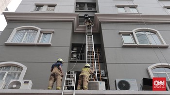 FOTO: Kebakaran di Apartemen Mediterania