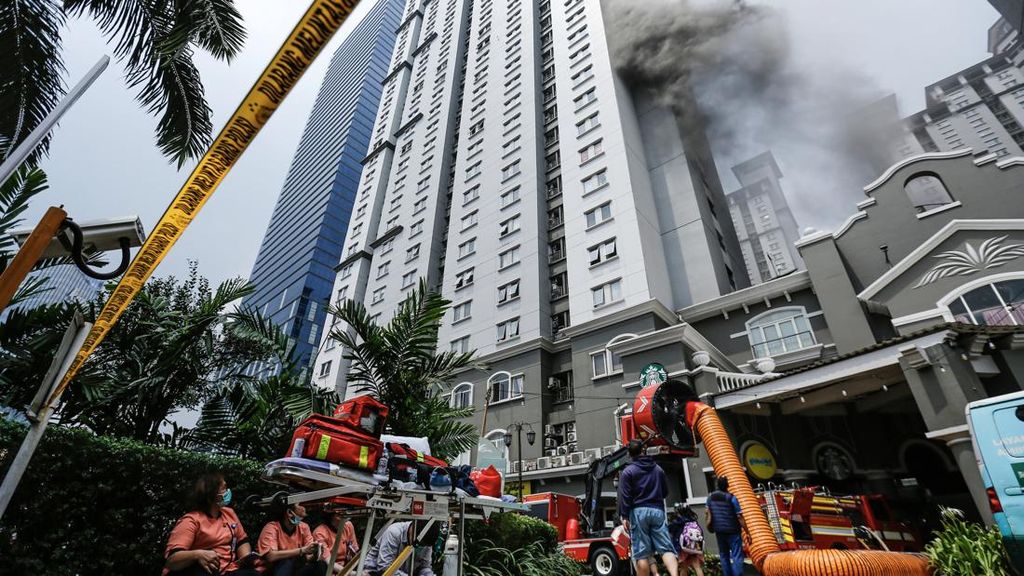 Panel Listrik Jadi Biang Kebakaran Apartemen Mediterania Jakbar, Asap Hebat Mengganggu Penghuni