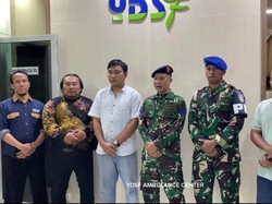 Pemotor Lawan Arah Marah-marah ke Ambulans Memang Anggota TNI AL