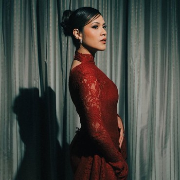 Nggak Nyangka, Penyanyi Junior Bongkar Sifat Asli Raisa di Backstage
