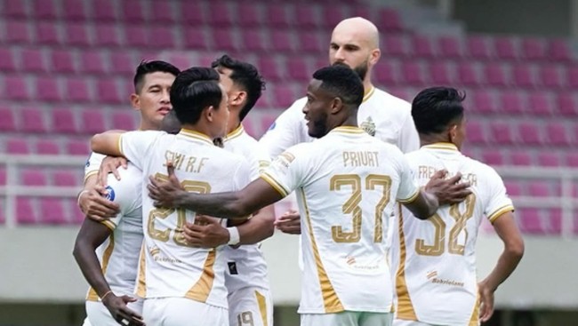 Bhayangkara FC sukses unggul 2-0 atas Persib Bandung pada pertandingan babak pertama Super League 2025/2026.