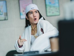 Penampilan Uhm Tae Goo Jadi Rapper Idol K-Pop Gagal di Film 'Wild Sing'