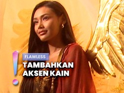 Video: Sesi Pemotretan Harashta, Bubah Alfian Aplikasikan Makeup Lebih Nude