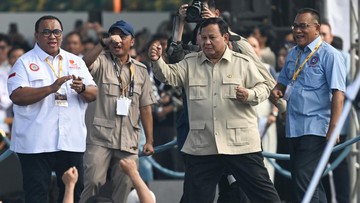 Gojek-Grab Respons Prabowo Rilis Perpres Potongan Driver Ojol 8 Persen