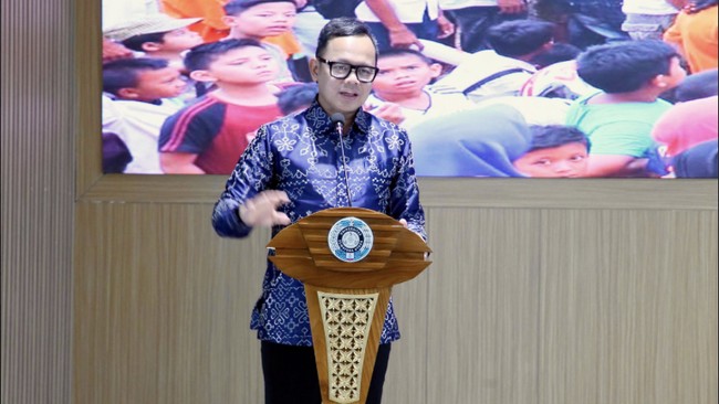 Dengan ideologi pembangunan yang kuat, kebijakan yang diambil tidak hanya menyelesaikan masalah jangka pendek, tetapi juga menjaga keberlanjutan di masa depan.