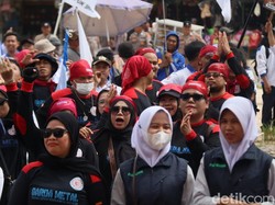 Buruh di Batam Tuntut UU Ketenagakerjaan Baru-Peningkatan Keselamatan Kerja