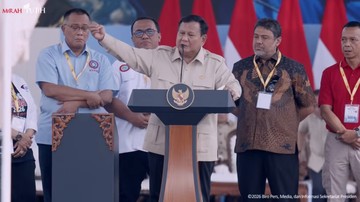 Hari Buruh, Prabowo Teken Perpres Dongkrak Pemasukan Ojol 92 Persen