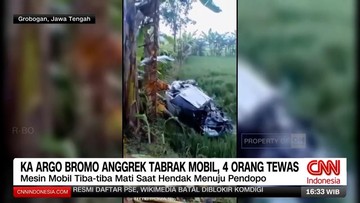 VIDEO: KA Argo Bromo Anggrek Tabrak Mobil di Grobogan, 4 Tewas