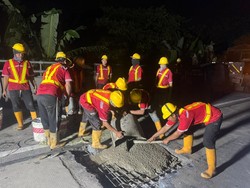 Banyak Mobil Pecah Ban di Tol Jagorawi, 8 Titik Jalan Rusak Diperbaiki