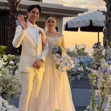 Terpopuler: Resepsi El Rumi & Syifa Hadju di Bali hingga Jessica Iskandar Diteror Santet
