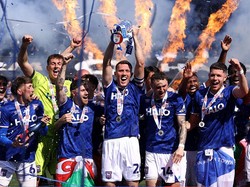 Ipswich Town Promosi ke Premier League!