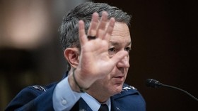 Beda dengan Trump, Kemhan AS Akui Gagal Hancurkan Armada Kapal Iran